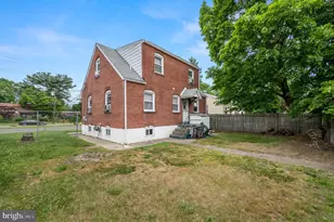 121 N Governor Printz Blvd, Essington, PA 19029 - Photo 4