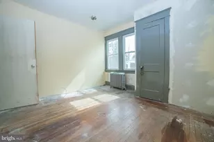 45 S Brighton Ave, Upper Darby, PA 19082 - Photo 14