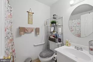 832B Putnam Blvd, Wallingford, PA 19086 - Photo 10