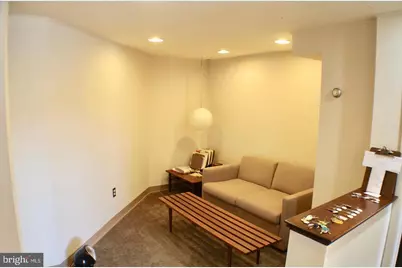 1001 E Darby Road #FIRST FLOOR UNIT A, Havertown, PA 19083 - Photo 4