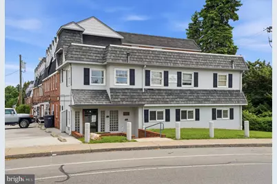 1001 E Darby Road #FIRST FLOOR UNIT A, Havertown, PA 19083 - Photo 1