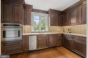 848 Parkes Run Ln, Villanova, PA 19085 - Photo 28