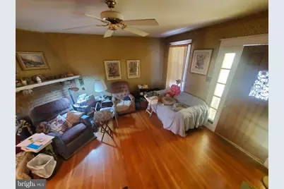 207 Avon Road, Upper Darby, PA 19082 - Photo 2