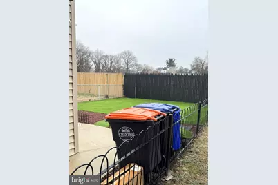 325 E 20th Street, Chester, PA 19013 - Photo 36