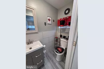 325 E 20th Street, Chester, PA 19013 - Photo 16