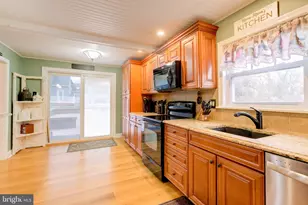 204 N Belfield Ave, Havertown, PA 19083 - Photo 18