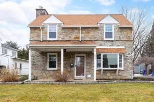 204 N Belfield Ave, Havertown, PA 19083 - Photo 2