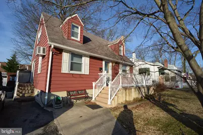 219 Fernwood Avenue, Folsom, PA 19033 - Photo 2
