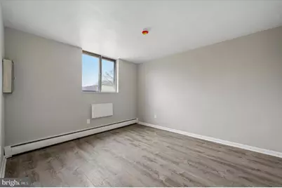 100 E Glenolden Avenue #R-11, Glenolden, PA 19036 - Photo 10
