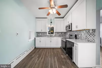 95 W Greenwood Avenue, Lansdowne, PA 19050 - Photo 10