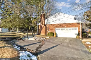 306 S Providence Rd, Wallingford, PA 19086 - Photo 2