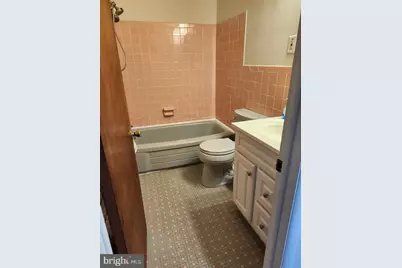 524 S Cedar Lane, Upper Darby, PA 19082 - Photo 6