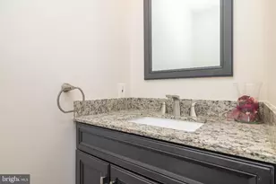 4417 Somerset Ln, Aston, PA 19014 - Photo 6