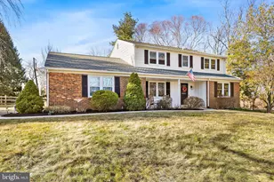 91 St Johns Dr, Glen Mills, PA 19342 - Photo 1