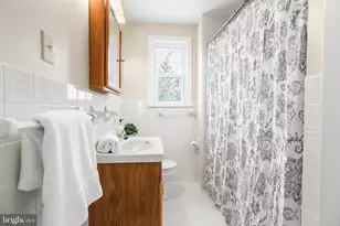 317 E Rodgers St, Ridley Park, PA 19078 - Photo 16