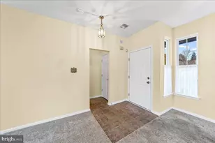 191 E Hunting Horn Ln, Glen Mills, PA 19342 - Photo 4