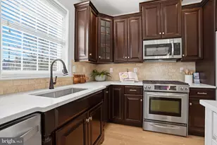 15 E Mercer Ave, Havertown, PA 19083 - Photo 32