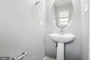 270 Davis Ave, Clifton Heights, PA 19018 - Photo 12