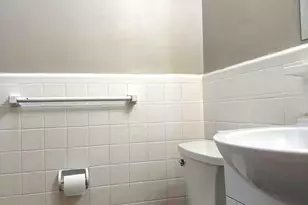 33 Mermont Cir, Darby, PA 19023 - Photo 22