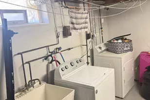 33 Mermont Cir, Darby, PA 19023 - Photo 26