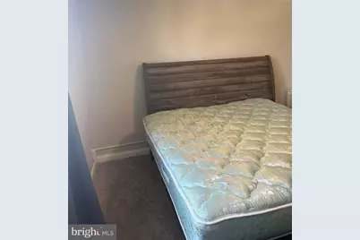 33 Mermont Circle, Darby, PA 19023 - Photo 10