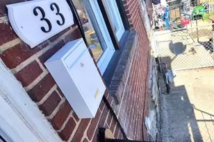 33 Mermont Cir, Darby, PA 19023 - Photo 2