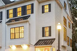 423 Maplewood Ave, Wayne, PA 19087 - Photo 2