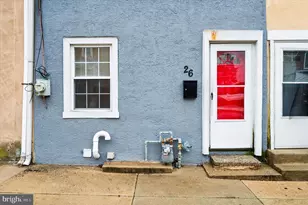 26 N 10th St, Darby, PA 19023 - Photo 2