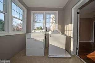 709 E 20th St, Chester, PA 19013 - Photo 38