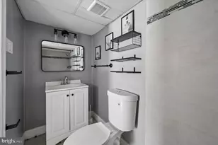 2201 Windsor Ave, Drexel Hill, PA 19026 - Photo 28