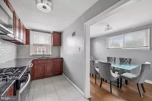 2201 Windsor Ave, Drexel Hill, PA 19026 - Photo 12