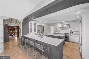 770 & 768 Parkes Run Ln, Villanova, PA 19085 - Photo 4