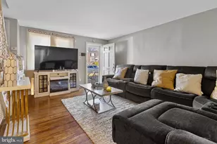 300 Pine St, Glenolden, PA 19036 - Photo 4