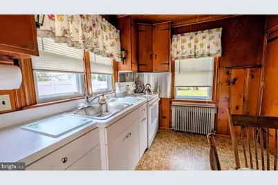 542 Crum Lynne Road, Ridley Park, PA 19078 - Photo 16