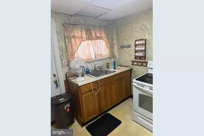 2610 W 7th Street, Chester, PA 19013 - Photo 8