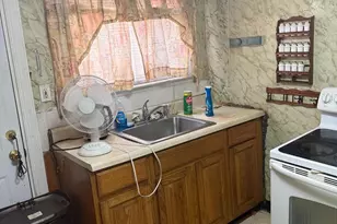 2610 W 7th St, Chester, PA 19013 - Photo 8