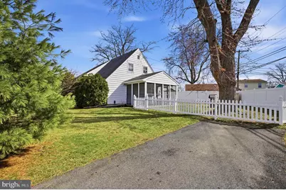 2704 Quaint Street, Secane, PA 19018 - Photo 2