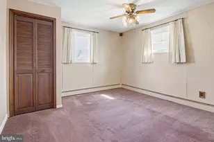 2704 Quaint St, Secane, PA 19018 - Photo 12