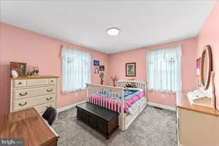 251 Kossuth Ave, Folsom, PA 19033 - Photo 20