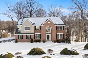 3245 Sarum Farm Ln, Garnet Valley, PA 19060 - Photo 2