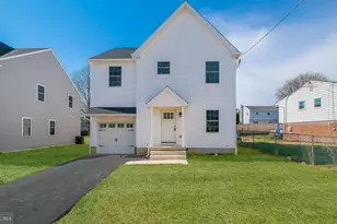 108 Patterson Rd, Aston, PA 19014 - Photo 2