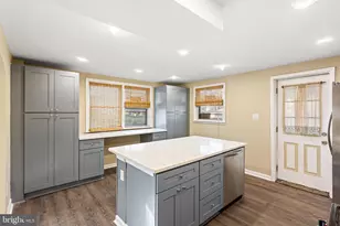 112 Juliana Terrace, Darby, PA 19023 - Photo 4