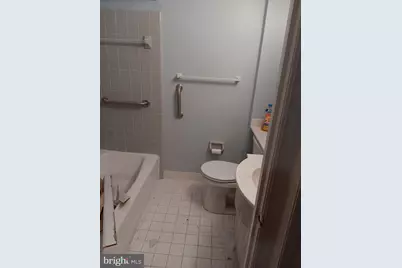 4 S Academy Avenue, Glenolden, PA 19036 - Photo 8