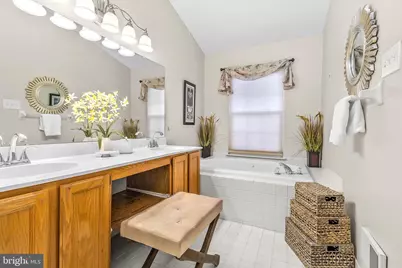 150 Kingswood Court #150, Glen Mills, PA 19342 - Photo 16