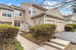 150 Kingswood Ct, Glen Mills, PA 19342 - Photo 2