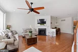 39 Hoag Ln, Aston, PA 19014 - Photo 4