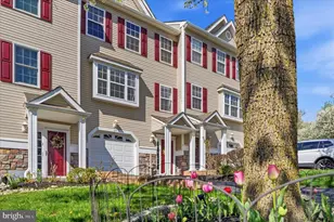 39 Hoag Ln, Aston, PA 19014 - Photo 2