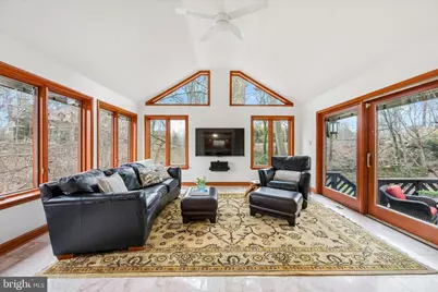 2 Lake Avenue, Media, PA 19063 - Photo 22