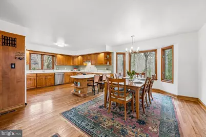 2 Lake Avenue, Media, PA 19063 - Photo 16