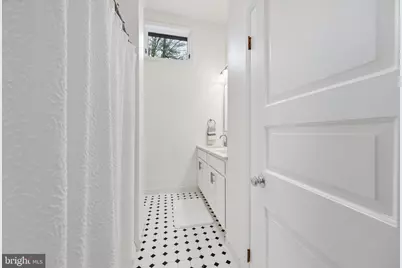 2 Lake Avenue, Media, PA 19063 - Photo 36